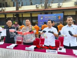 Kalangan Perjudian 303 Sabung Ayam dan Dadu di Digerebek, Polresta Barelang Alhasil Menyita 85 unit sepeda motor dan 4 unit mobil