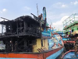 Insiden Kapal Nelayan Terbakar di Juwana Pati